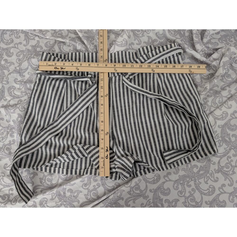 2sable shorts size large